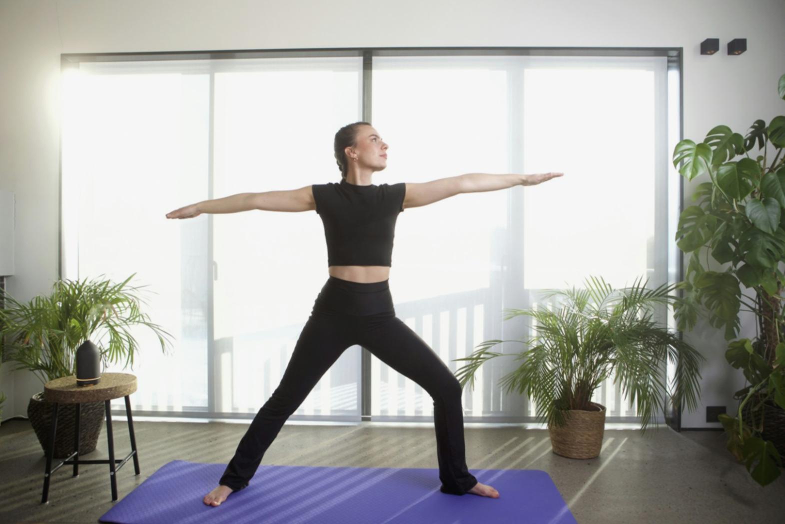 Χώρος yoga για αποφόρτιση και ανακούφιση από το άγχος